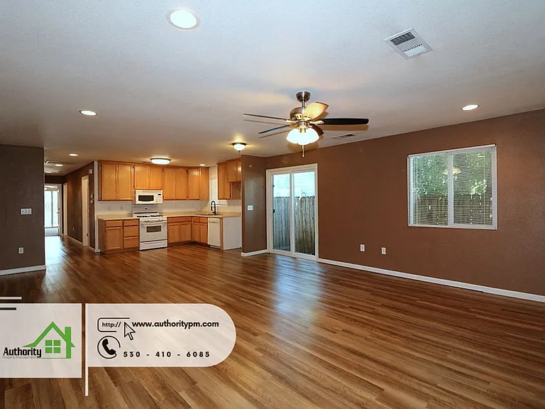 1108 Grange St #B — Photo 5