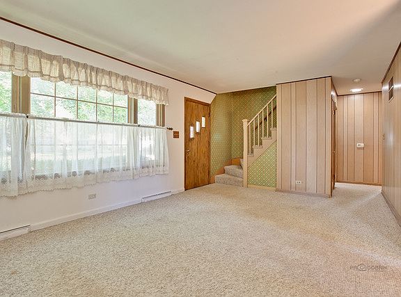 5th image of 607 Kenilworth St
