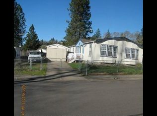 251 E 4th St, Lowell, OR 97452
