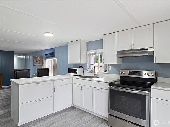 5th image of 3060 NE McWilliams Road #122