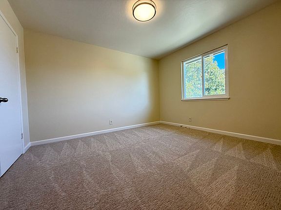 5th image of 836 Blair Ave APT 2