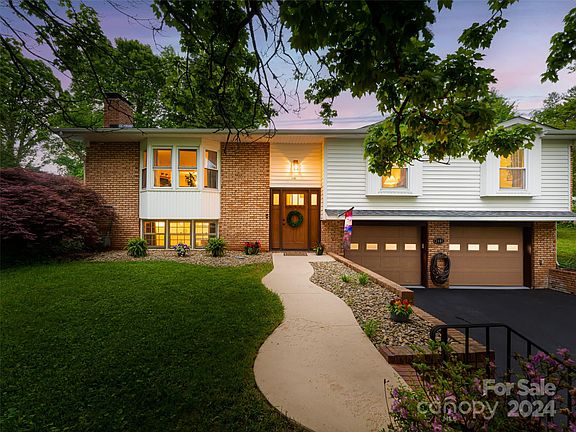 2nd image of 2401 Glenheath Dr