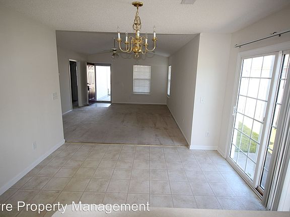 5th image of 3207 Westgate Dr