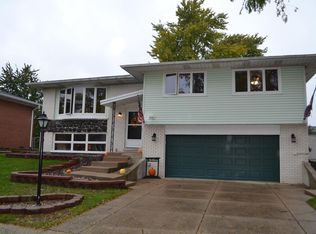 6409 Forestview Dr, Oak Forest, IL 60452