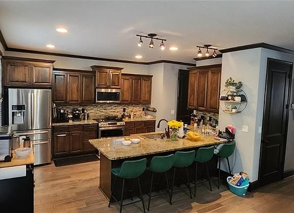 4th image of 5583 Julian Pl