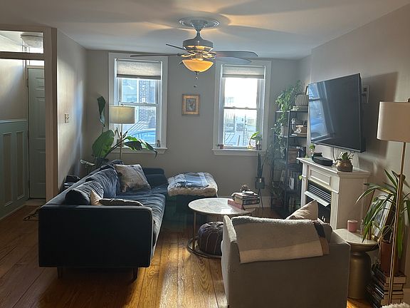 3rd image of 2214 Montrose St