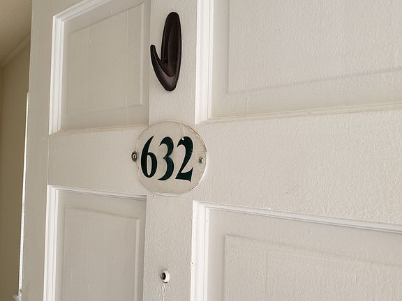 2nd image of 632 N 6th St