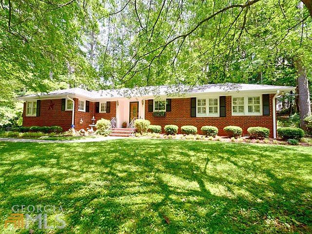 1st image of 473 Hemlock Dr SW