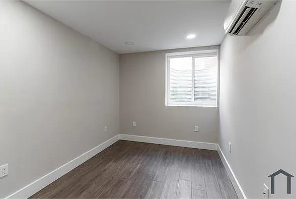 1735 Ingersoll St #A — Photo 3