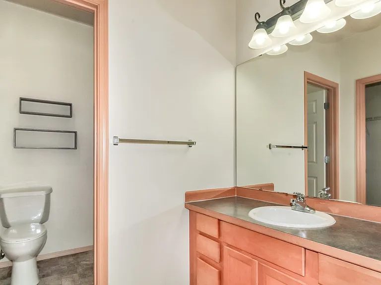 1272 Cooper St — Photo 15