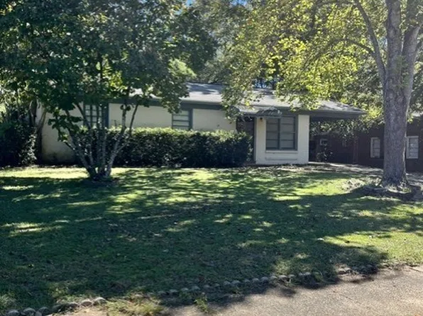 1117 Karen Rd, Montgomery, AL 36109