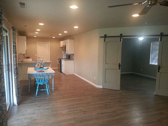 Open Concept Liv/Din/Kitchen