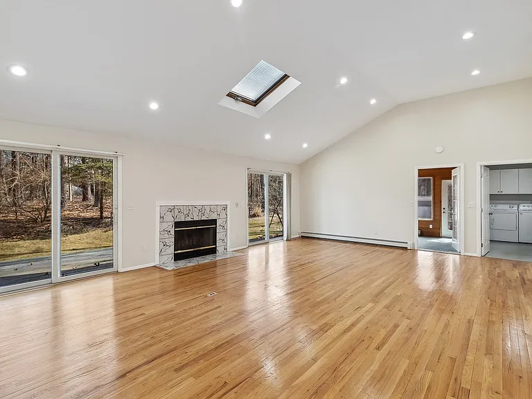 1 Woodview Way — Photo 10