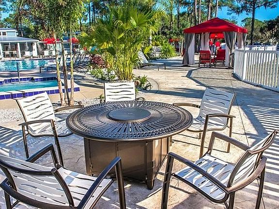 Poolside gas firepit