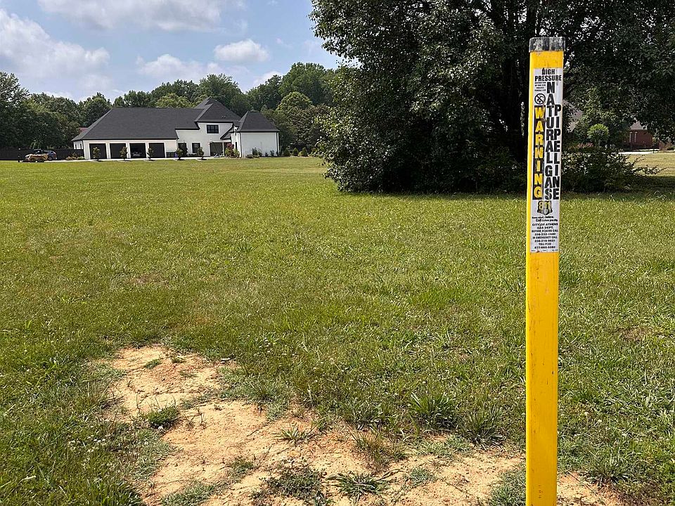 2nd image of LOT 44 Briarwood Cir E