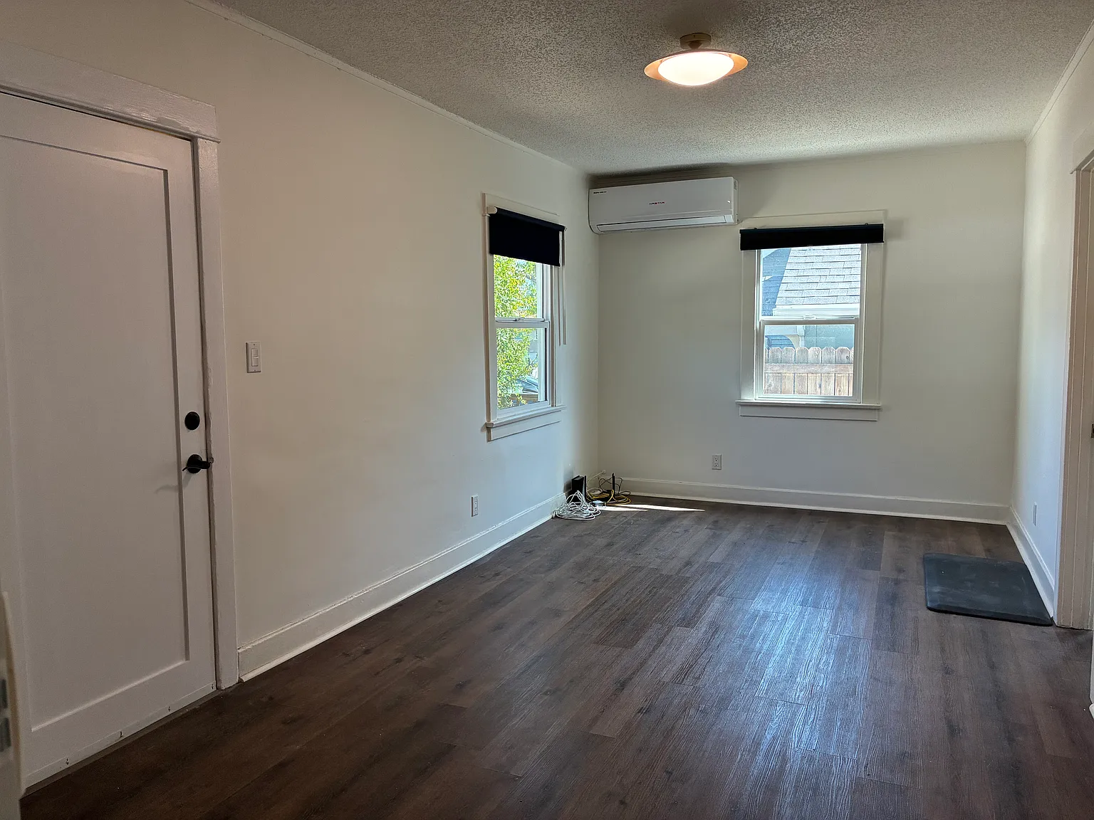 2 bed, 600 sqft, $2,700 — Photo 4