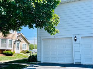 443 N Cambridge Dr, Palatine, IL 60067