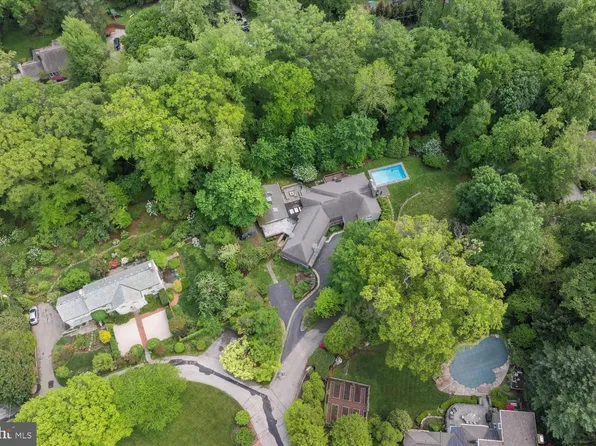 241 Cheswold Ln, Haverford, PA 19041