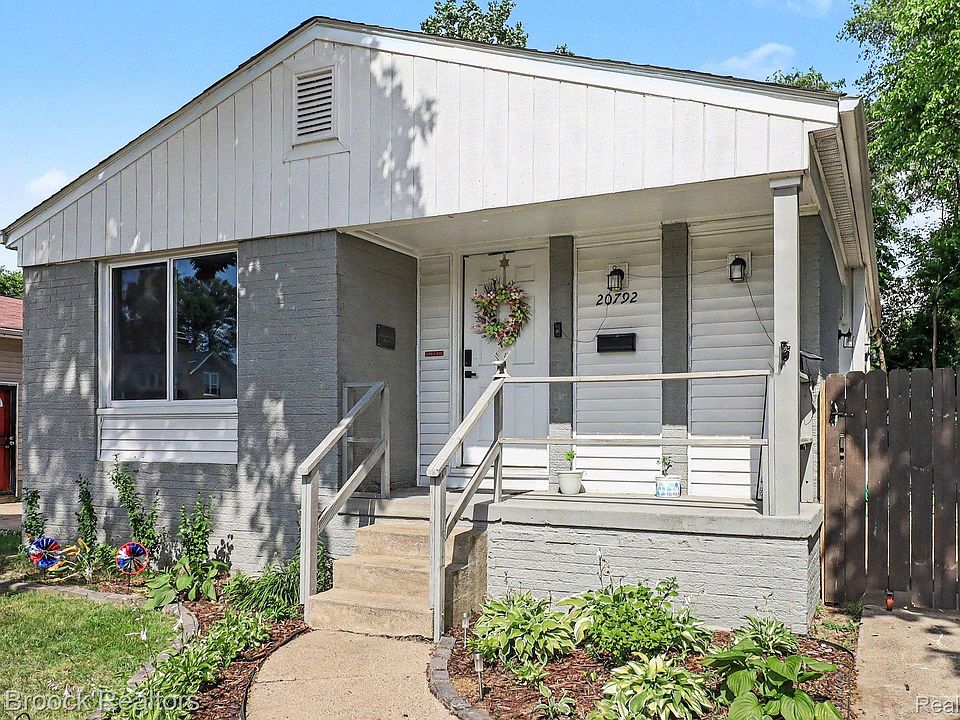 1st image of 20792 Parkside Blvd