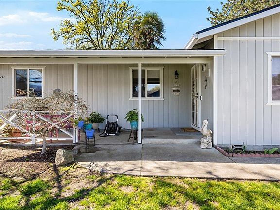 5th image of 1459 SW Silver Maple Way