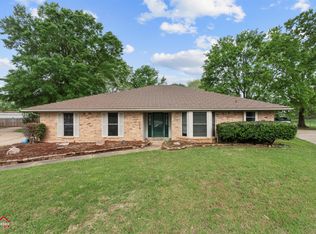 5300 Bayou Dr, Bossier City, LA 71112