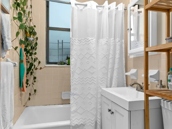 451 West 166th Street image 5 of 7