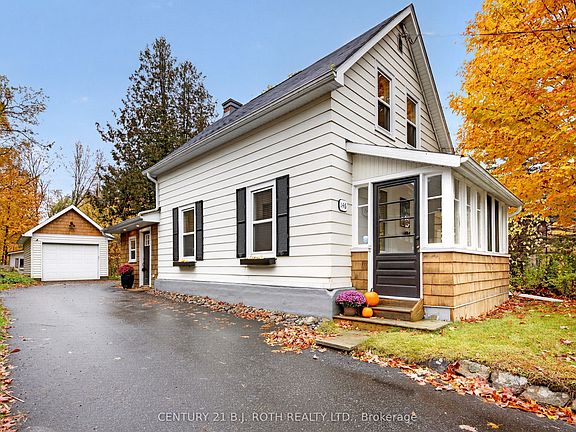 3rd image of 146 Shier St