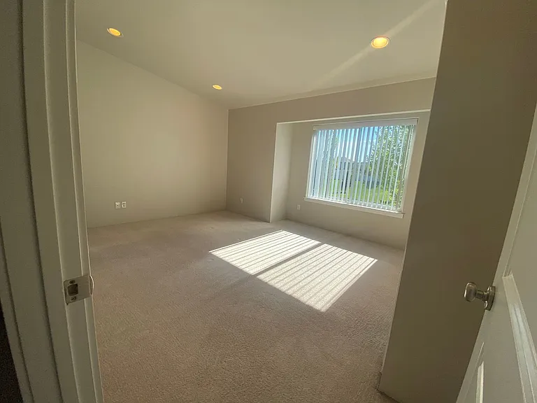 2110 N Country Vista Blvd — Photo 9