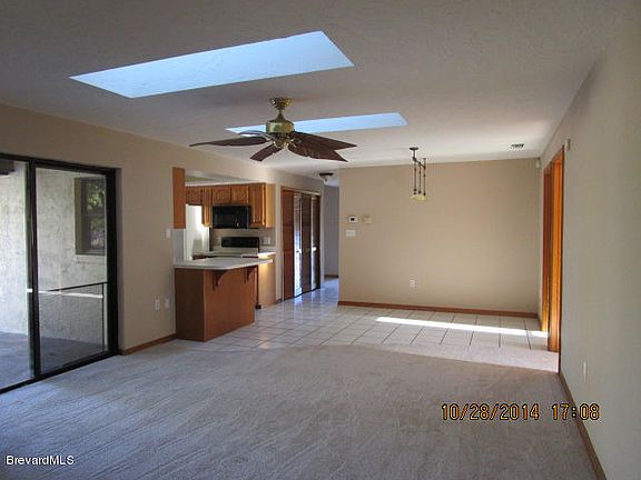 4th image of 440 Island Oaks Pl