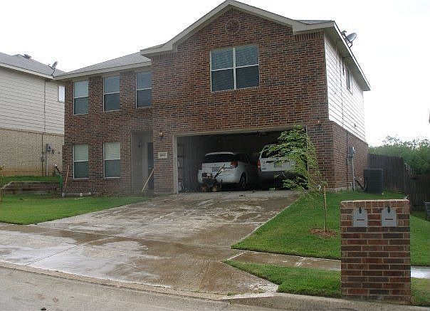 2nd image of 8041 Colbi Ln