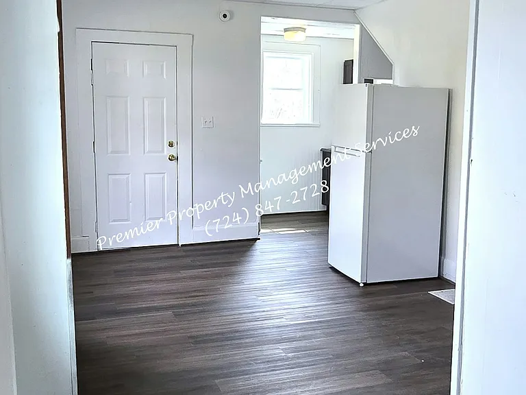 416 E Reynolds St #1/2 — Photo 10