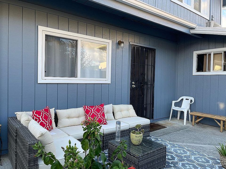2nd image of 1813 Sereno St