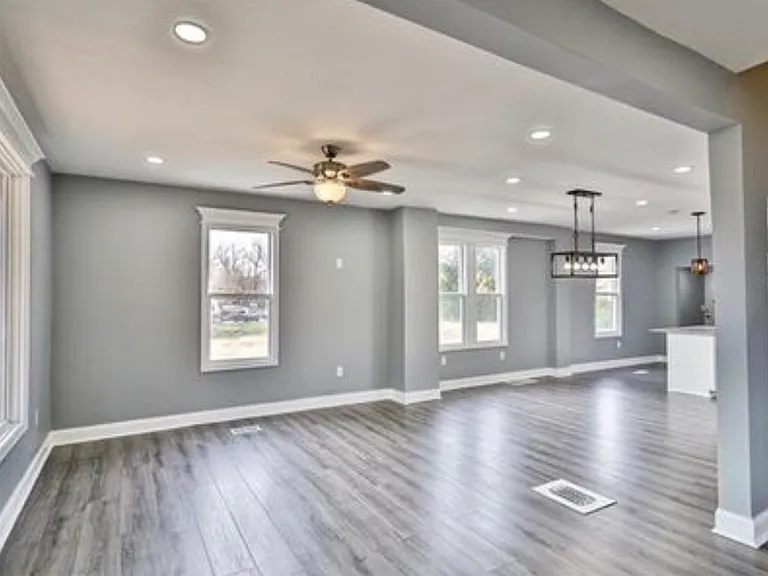 3336 Flora Ave — Photo 3