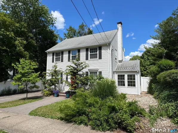 35 Wilkins Street, Hamden, CT 06517