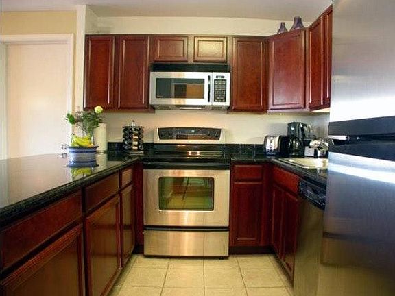 4th image of 525 W Hawthorne Pl APT 1408