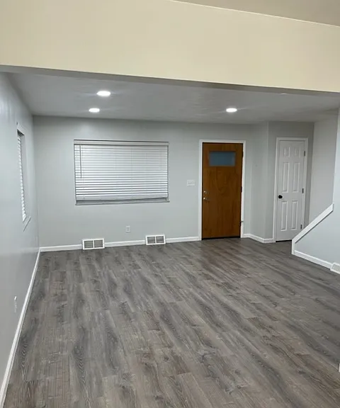 716 Portage Rd #4 — Photo 10