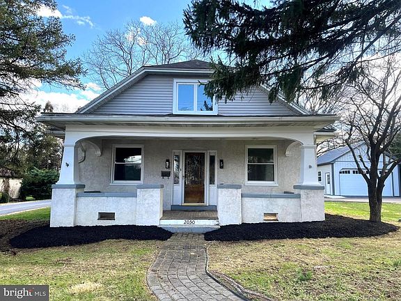 2nd image of 2050 Graystone Rd