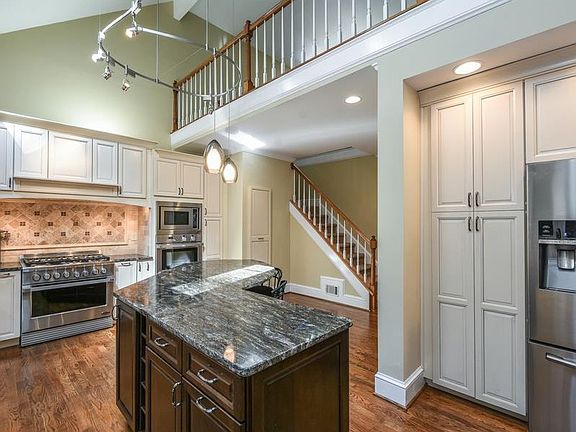 4th image of 3430 Forest Peak Way