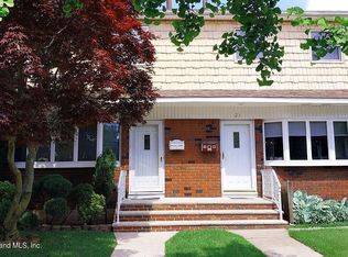 19 Fieldway Ave, Staten Island, NY 10308