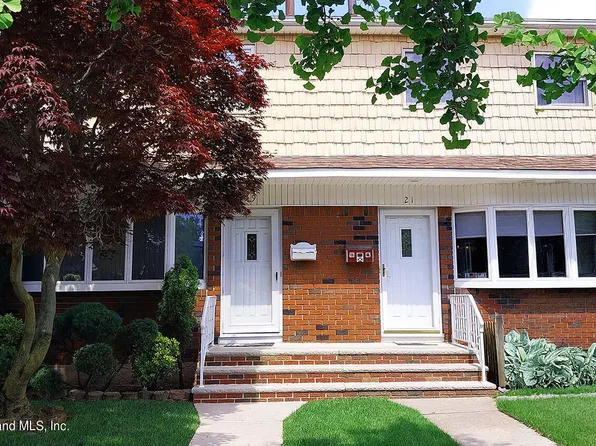 19 Fieldway Ave, Staten Island, NY 10308