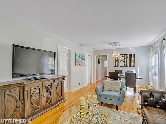 5th image of 3523 S 56th Ct