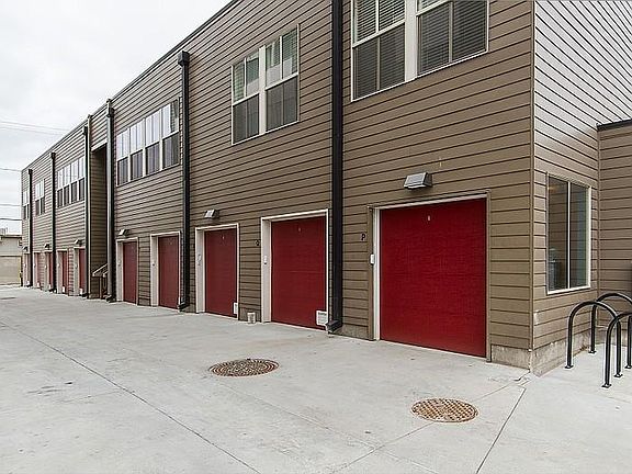 3rd image of 2091 S Galapago St #23392