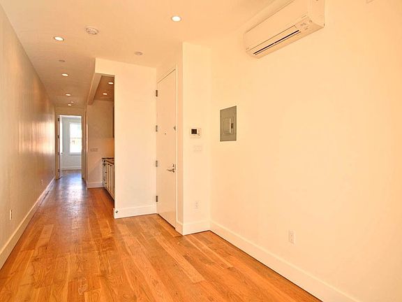 3rd image of 87 Montrose Ave #3RKA