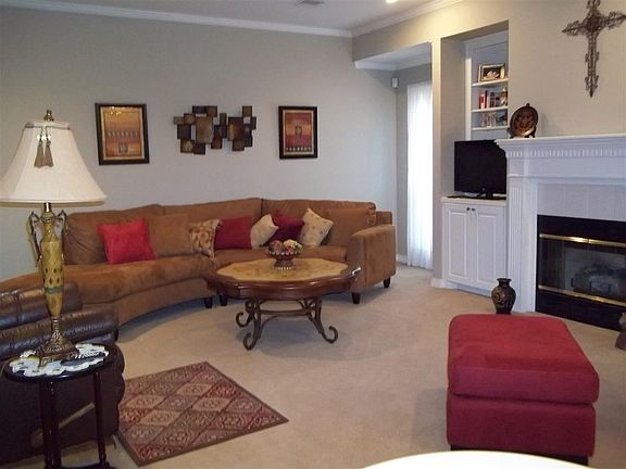 2nd image of 129 W Highland Ave