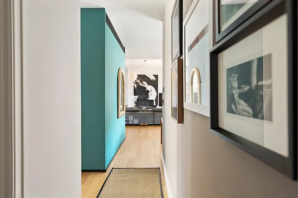 Sold by Douglas Elliman | media 24