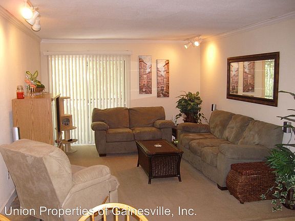 4th image of 1700 SW 16th Ct APT C22