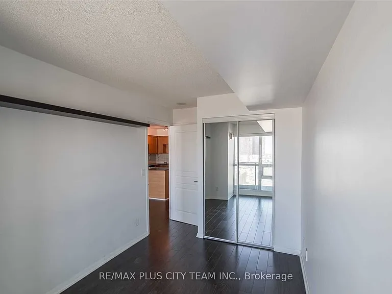 18 Yonge St #1809 — Photo 10