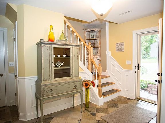 4th image of 8729 Marinus Dr