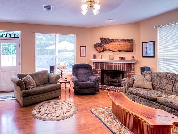 5th image of 2007 Cannonbury Ln