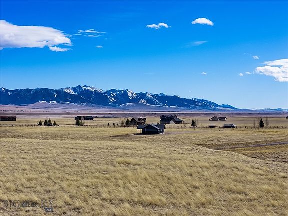 4th image of 16 Sharon Rose Rd